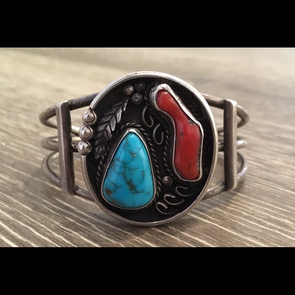 Navajo Sterling Turquoise Real Red  Coral Cuff - Picture 4 of 14
